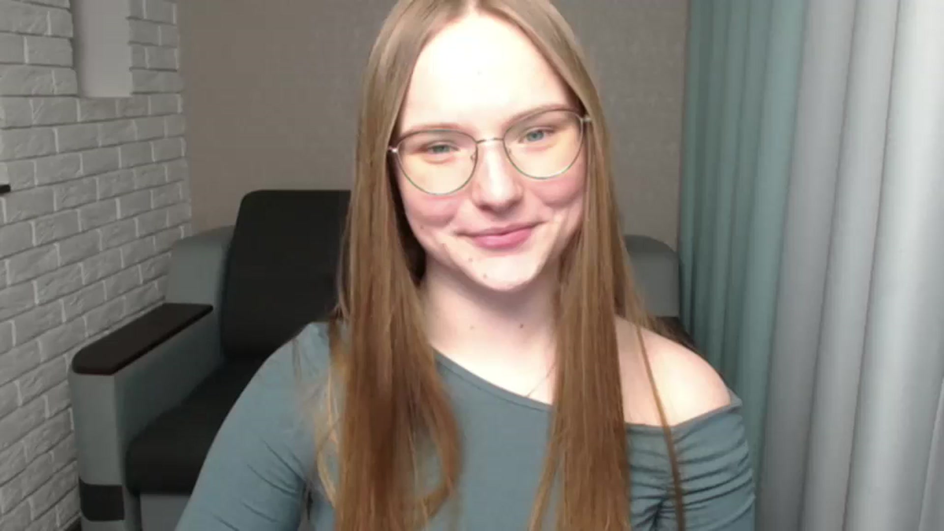 Gallery image thumbnail from Shy_Melany's myfreecams stream on, 05/31/2024, 17:51 image 19 of 20