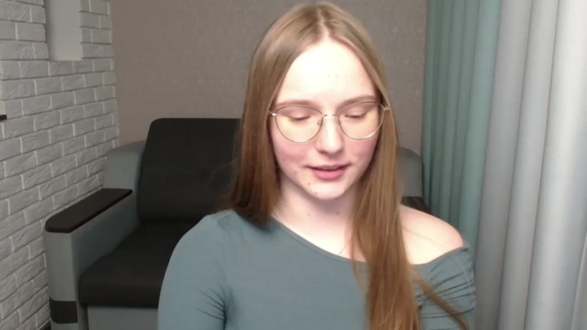 Gallery image thumbnail from Shy_Melany's myfreecams stream on, 05/31/2024, 17:51 image 10 of 20