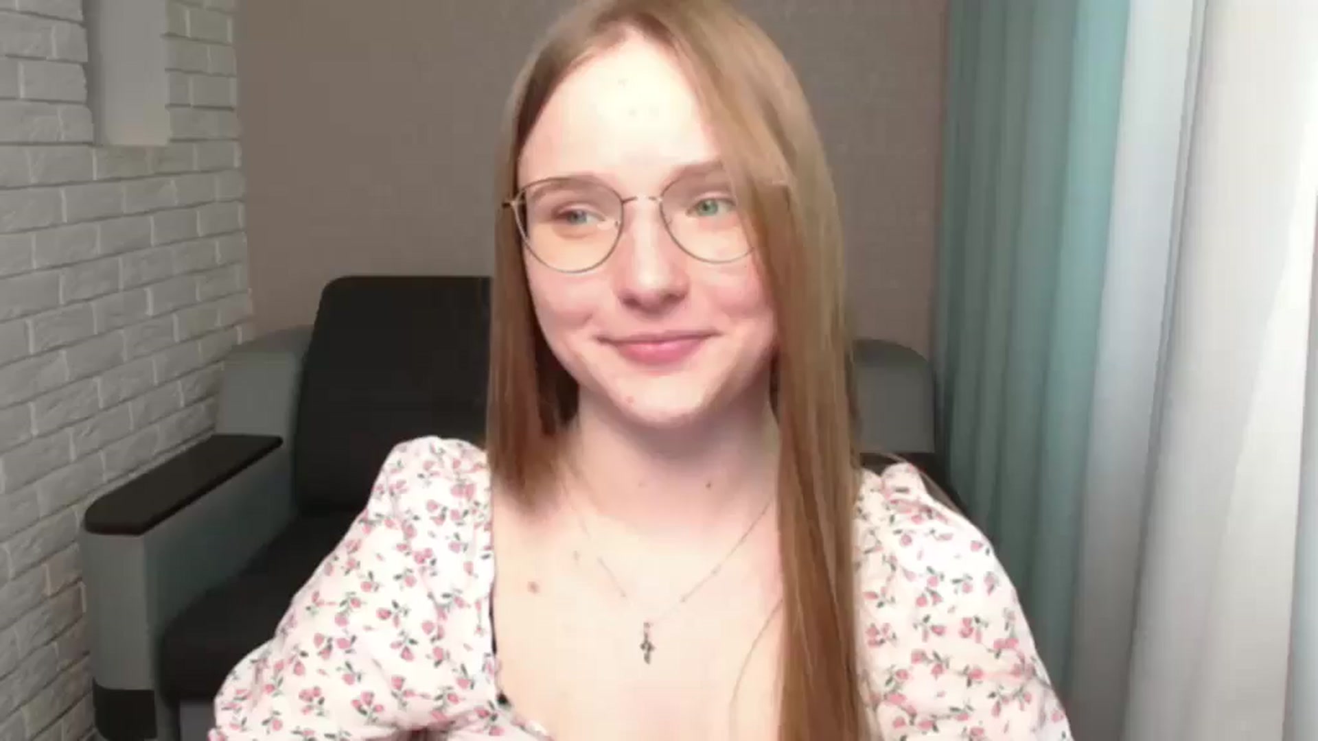 Gallery image thumbnail from Shy_Melany's myfreecams stream on, 06/04/2024, 13:00 image 12 of 20