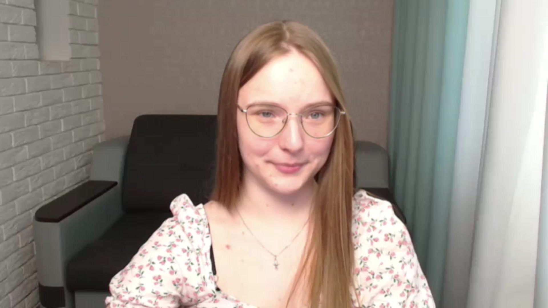 Gallery image thumbnail from Shy_Melany's myfreecams stream on, 06/04/2024, 13:00 image 10 of 20