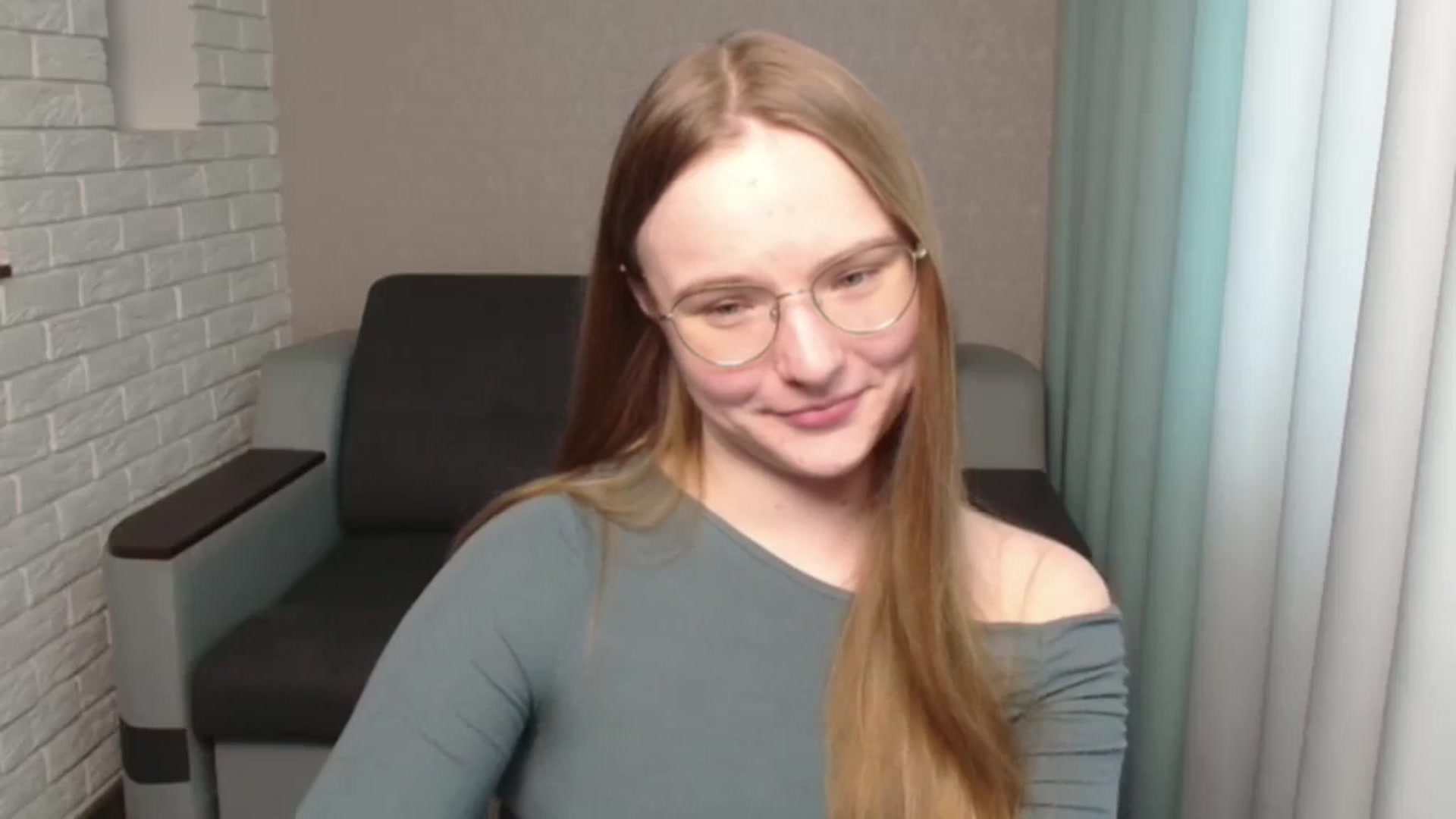 Gallery image thumbnail from Shy_Melany's myfreecams stream on, 06/05/2024, 09:15 image 15 of 20