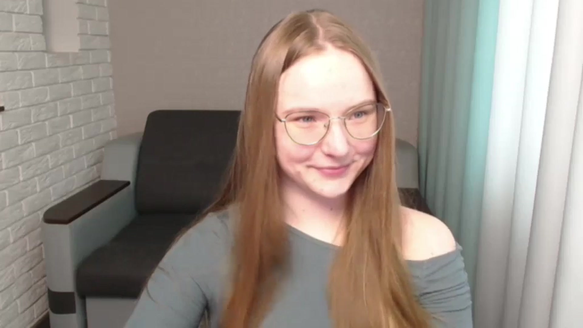 Gallery image thumbnail from Shy_Melany's myfreecams stream on, 06/05/2024, 09:15 image 8 of 20