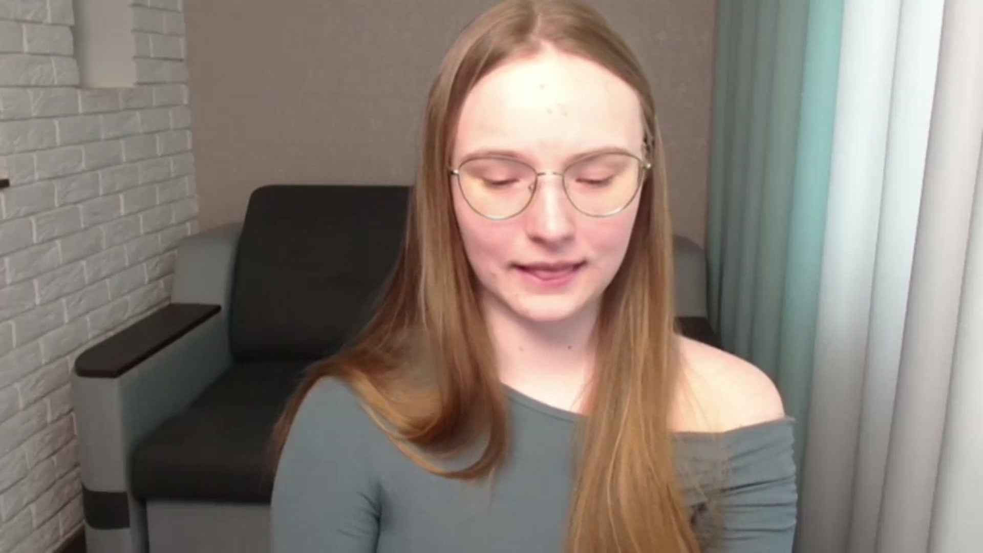 Gallery image thumbnail from Shy_Melany's myfreecams stream on, 06/05/2024, 10:04 image 12 of 20