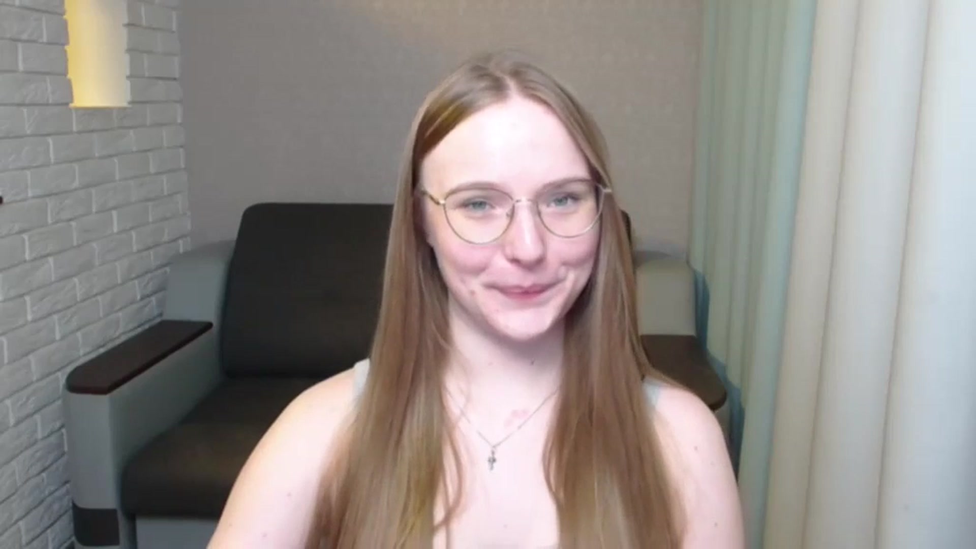 Gallery image thumbnail from Shy_Melany's myfreecams stream on, 06/10/2024, 20:34 image 15 of 20