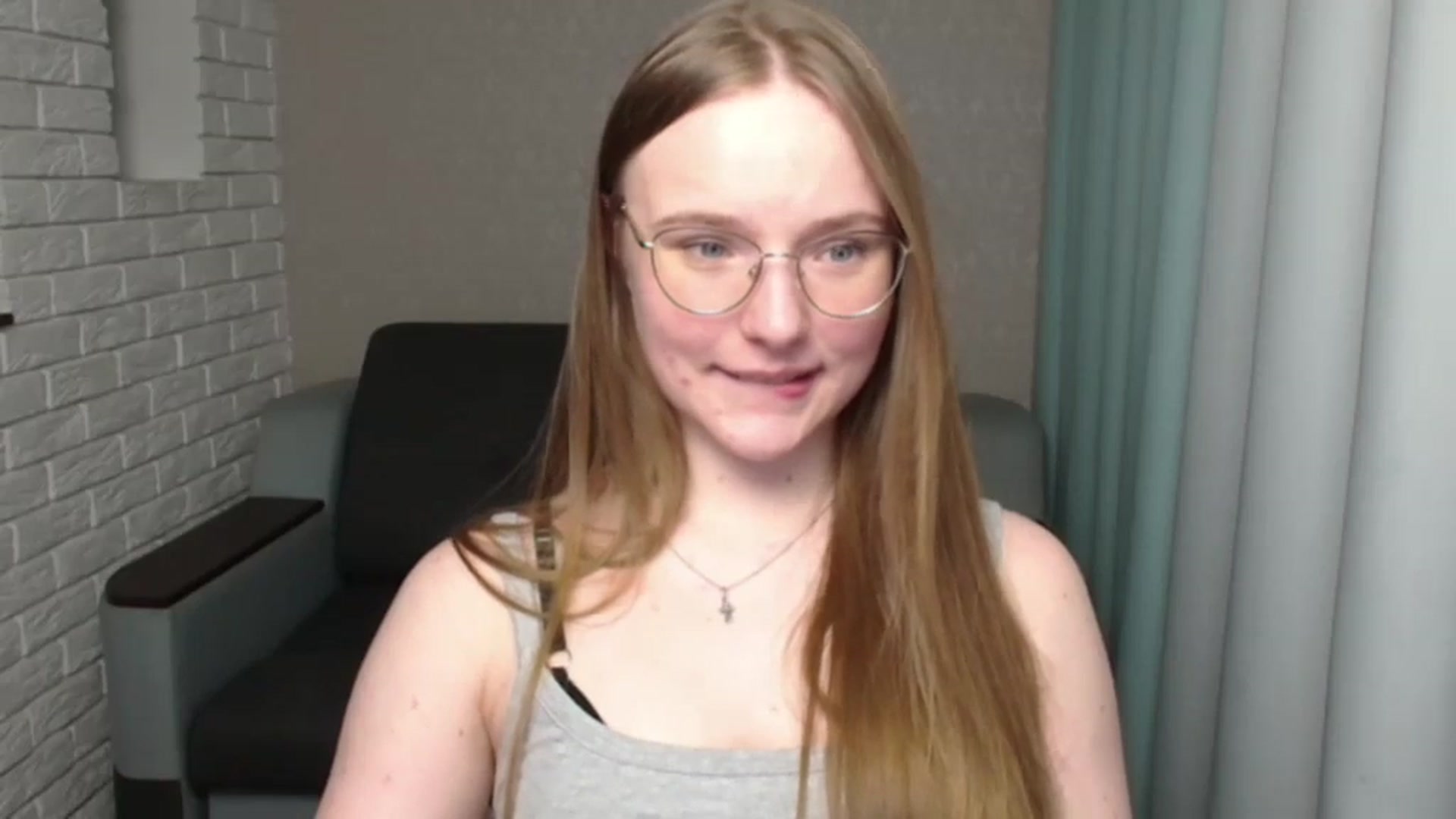 Gallery image thumbnail from Shy_Melany's myfreecams stream on, 06/10/2024, 23:45 image 11 of 20