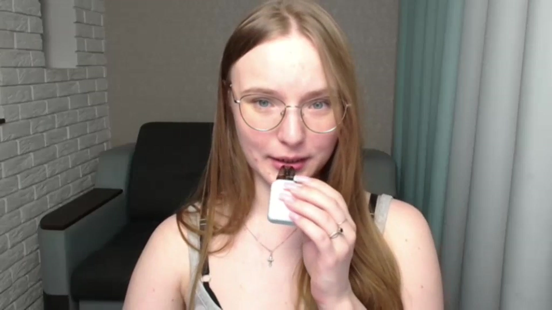 Gallery image thumbnail from Shy_Melany's myfreecams stream on, 06/10/2024, 23:45 image 8 of 20
