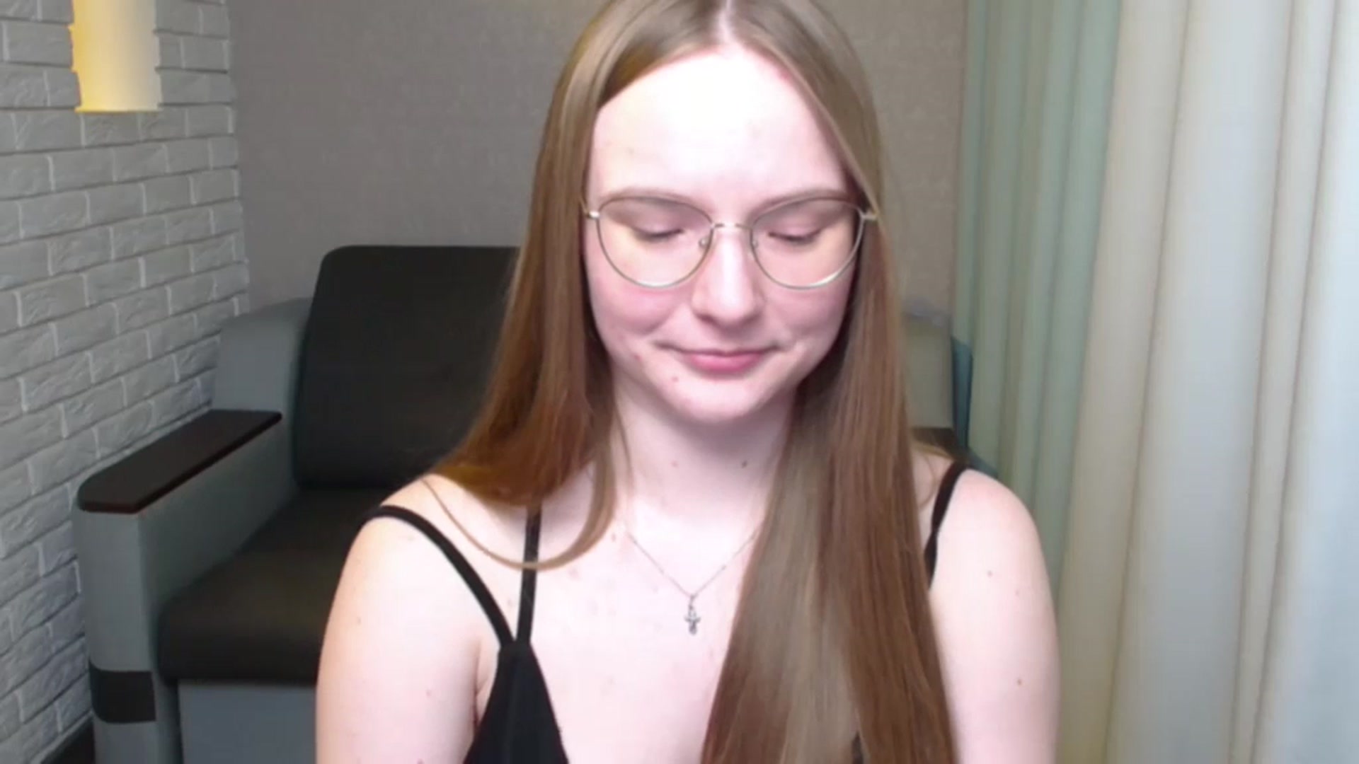 Gallery image thumbnail from Shy_Melany's myfreecams stream on, 06/12/2024, 22:51 image 17 of 20