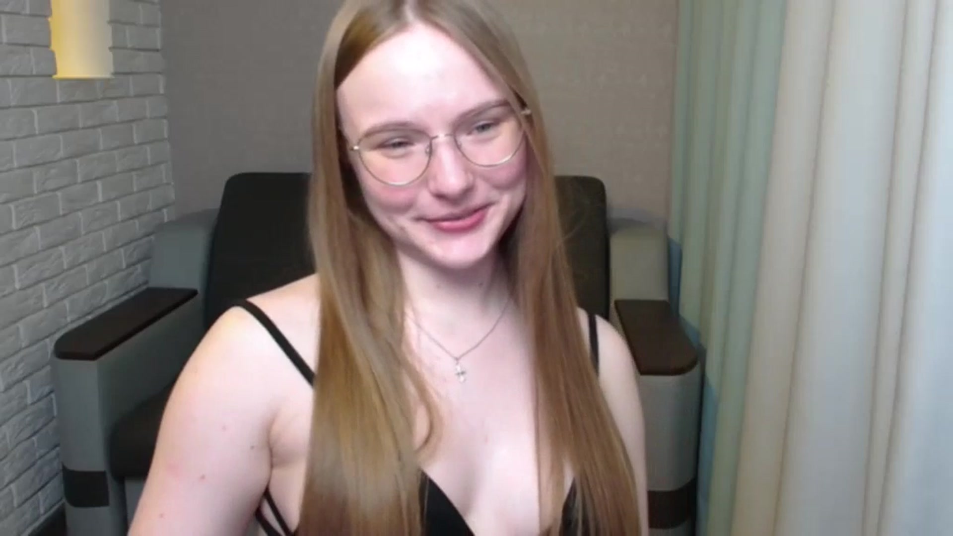 Gallery image thumbnail from Shy_Melany's myfreecams stream on, 06/12/2024, 23:43 image 11 of 20