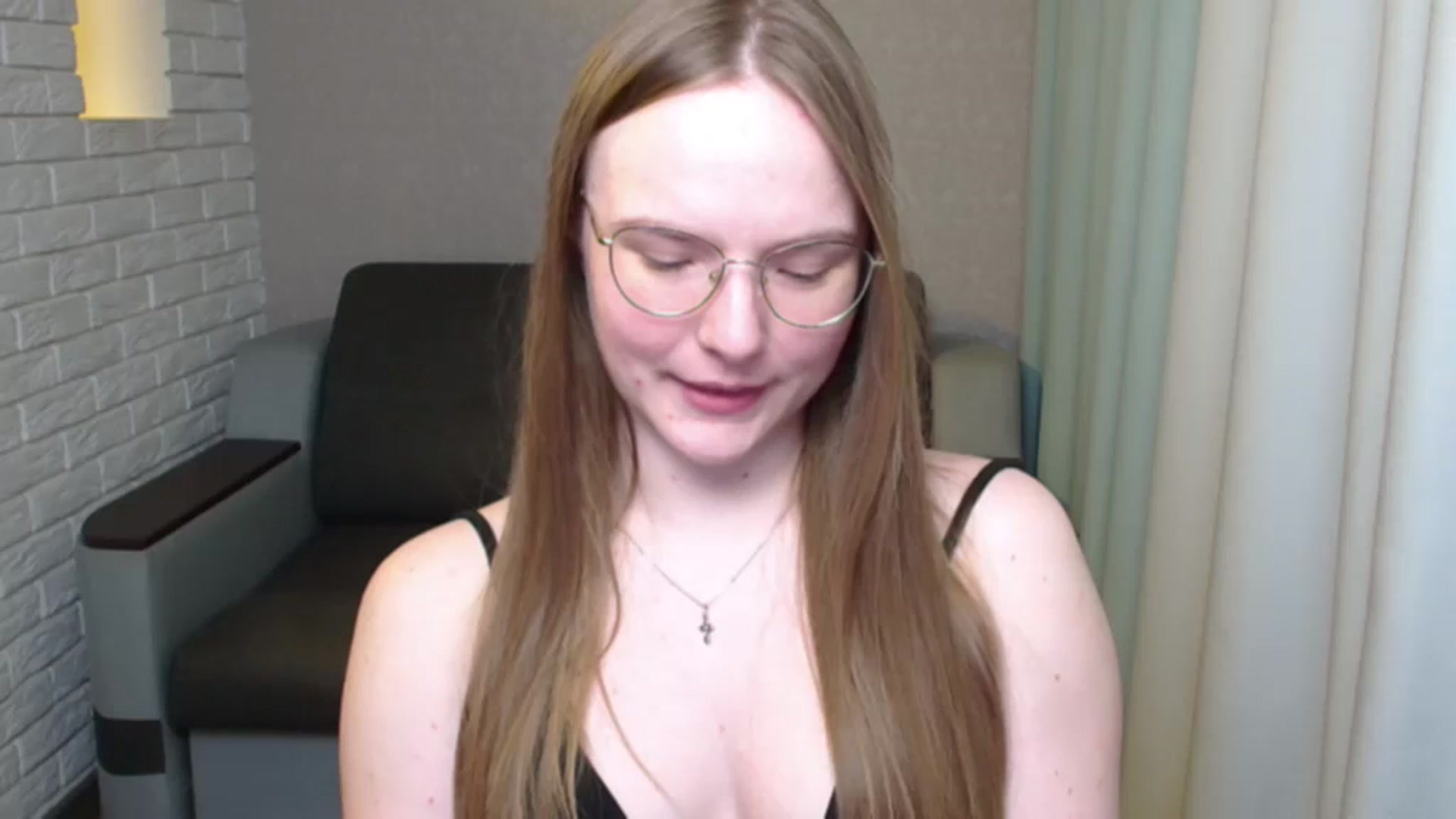 Gallery image thumbnail from Shy_Melany's myfreecams stream on, 06/12/2024, 23:43 image 5 of 20