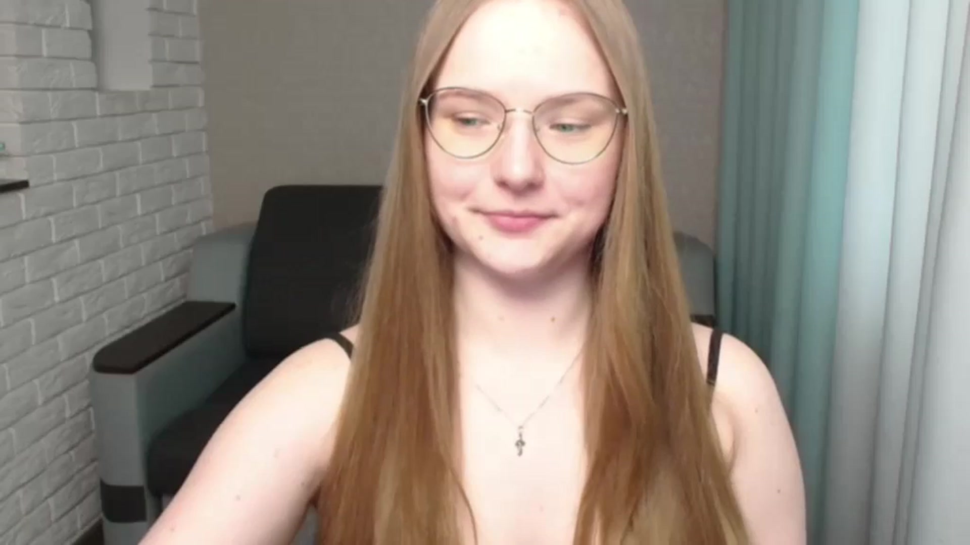 Gallery image thumbnail from Shy_Melany's myfreecams stream on, 06/13/2024, 14:21 image 4 of 20