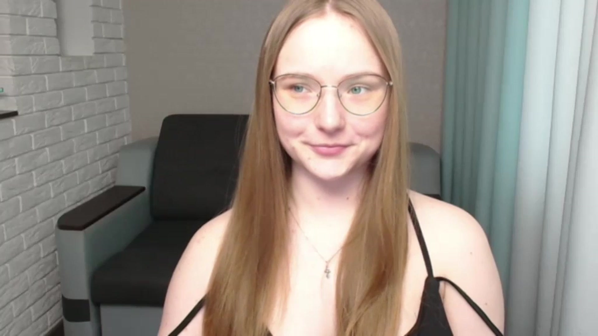 Gallery image thumbnail from Shy_Melany's myfreecams stream on, 06/13/2024, 14:21 image 11 of 20