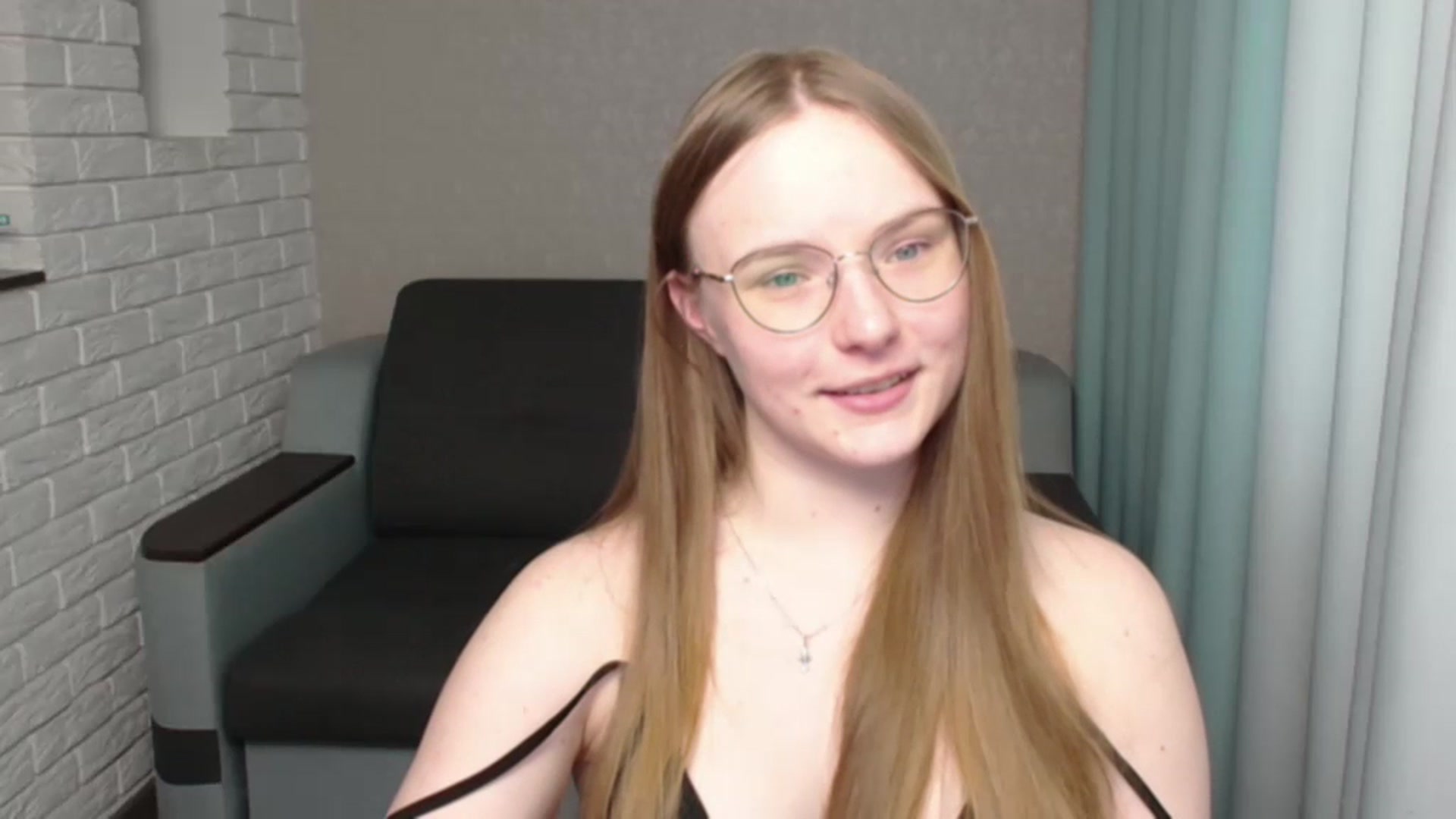 Gallery image thumbnail from Shy_Melany's myfreecams stream on, 06/13/2024, 14:53 image 6 of 20