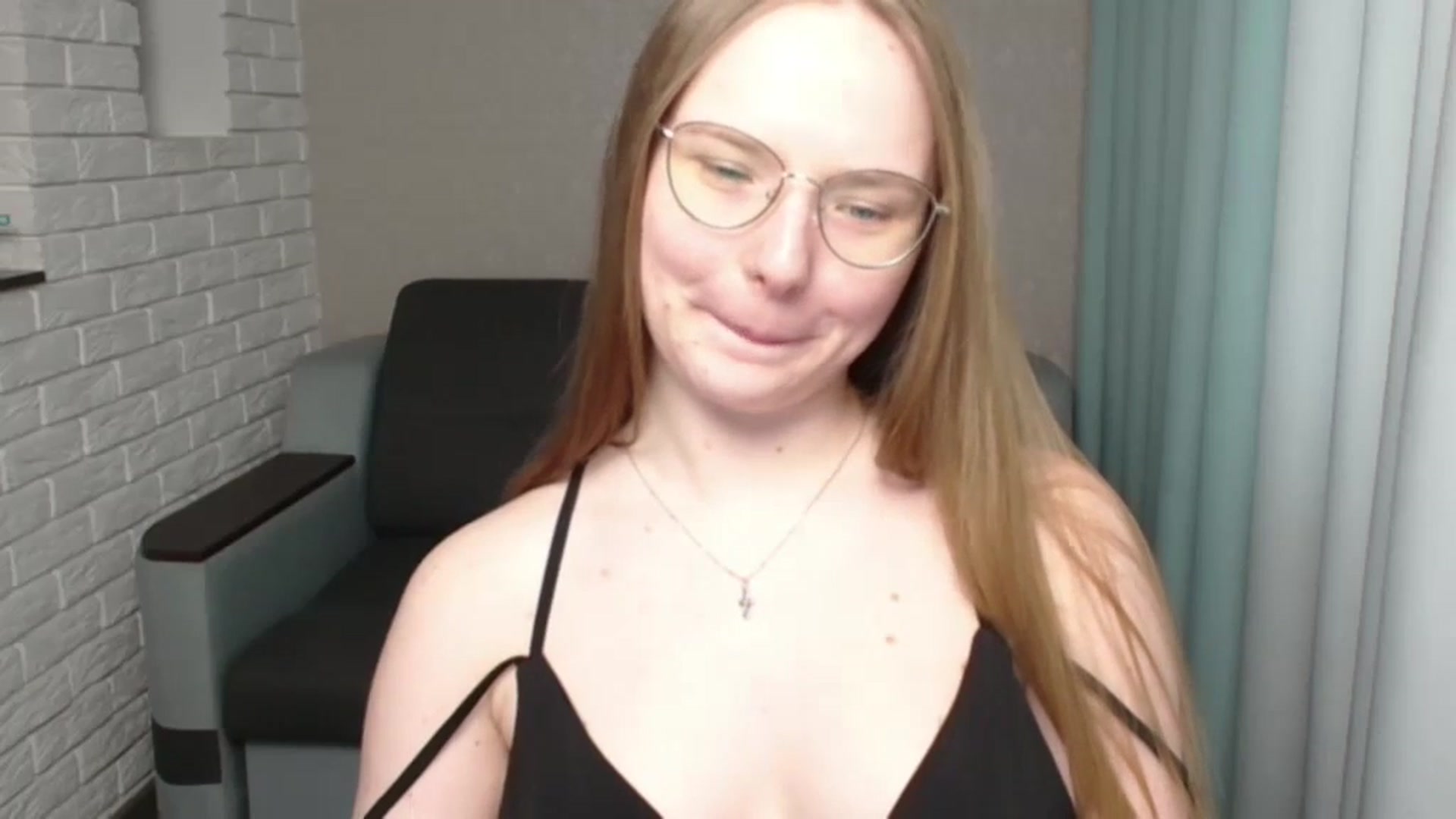 Gallery image thumbnail from Shy_Melany's myfreecams stream on, 06/13/2024, 14:53 image 16 of 20