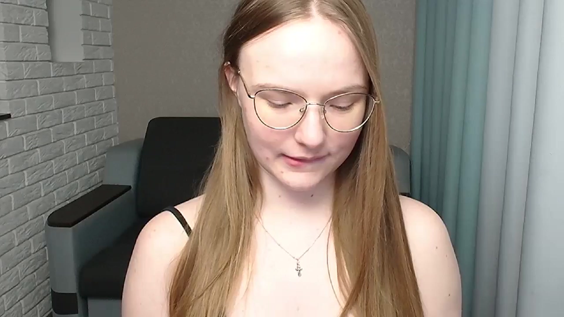 Gallery image thumbnail from Shy_Melany's myfreecams stream on, 06/13/2024, 16:14 image 2 of 20