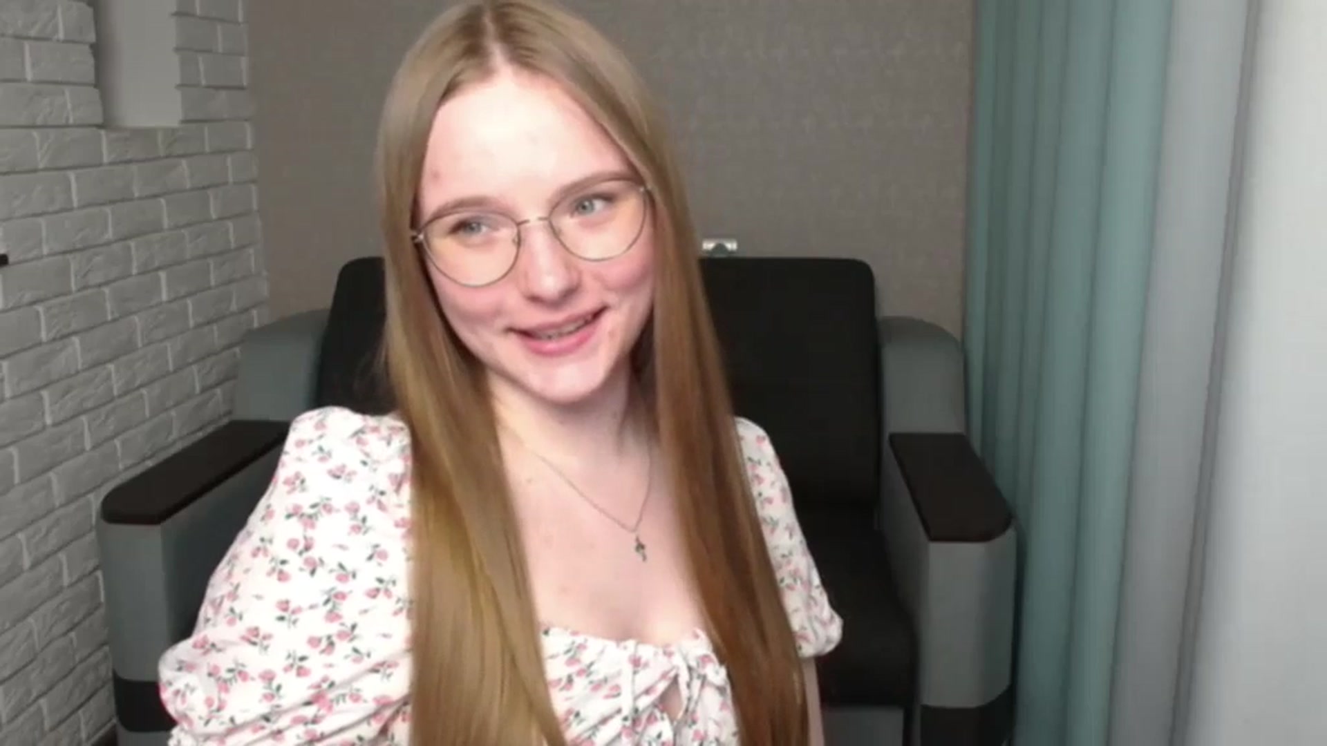 Gallery image thumbnail from Shy_Melany's myfreecams stream on, 06/17/2024, 17:23 image 18 of 20