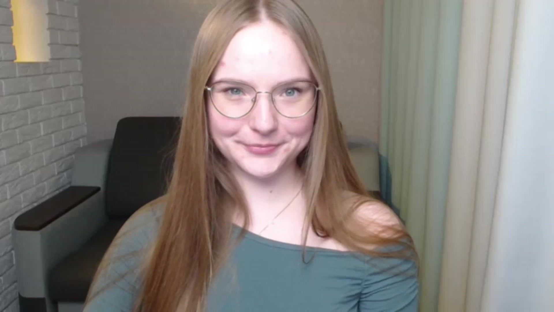Gallery image thumbnail from Shy_Melany's myfreecams stream on, 06/17/2024, 20:32 image 19 of 20