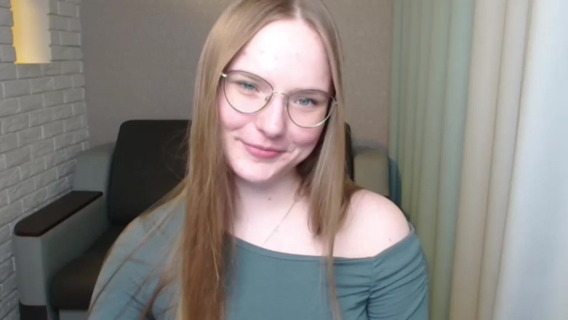 Gallery image thumbnail from Shy_Melany's myfreecams stream on, 06/17/2024, 20:32 image 8 of 20