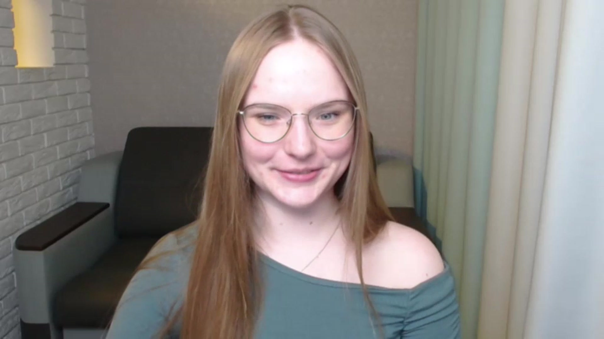 Gallery image thumbnail from Shy_Melany's myfreecams stream on, 06/17/2024, 20:32 image 6 of 20