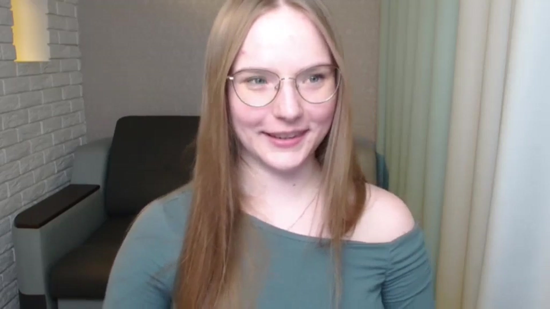 Gallery image thumbnail from Shy_Melany's myfreecams stream on, 06/17/2024, 20:32 image 15 of 20