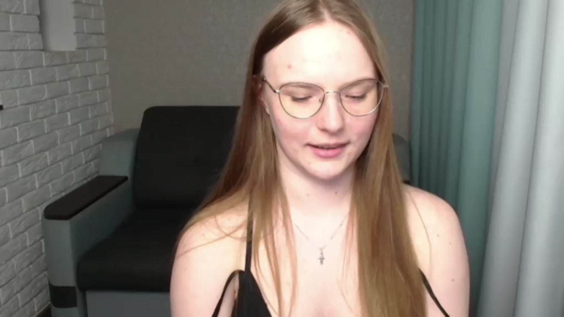 Gallery image thumbnail from Shy_Melany's myfreecams stream on, 06/18/2024, 17:32 image 17 of 20