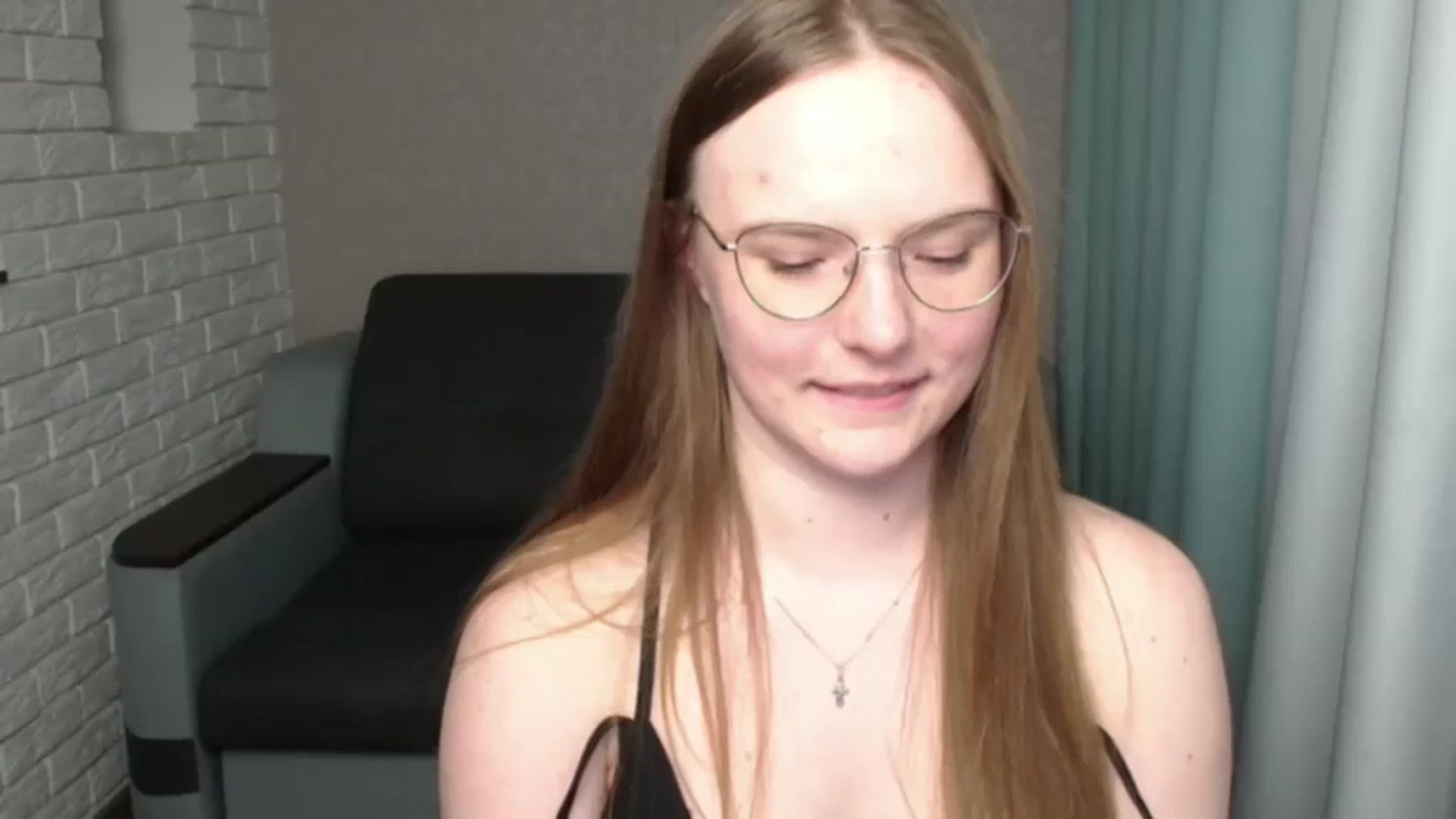 Gallery image thumbnail from Shy_Melany's myfreecams stream on, 06/18/2024, 17:32 image 16 of 20