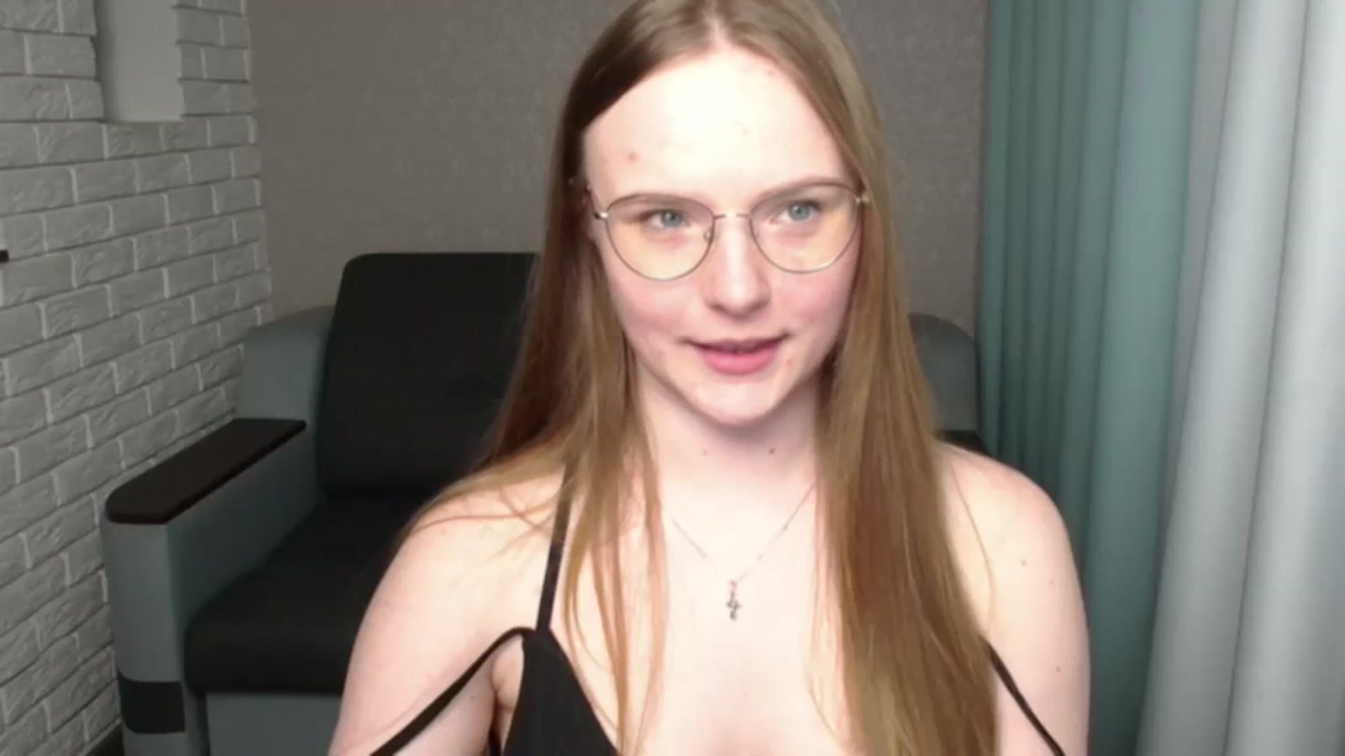 Gallery image thumbnail from Shy_Melany's myfreecams stream on, 06/18/2024, 17:32 image 14 of 20