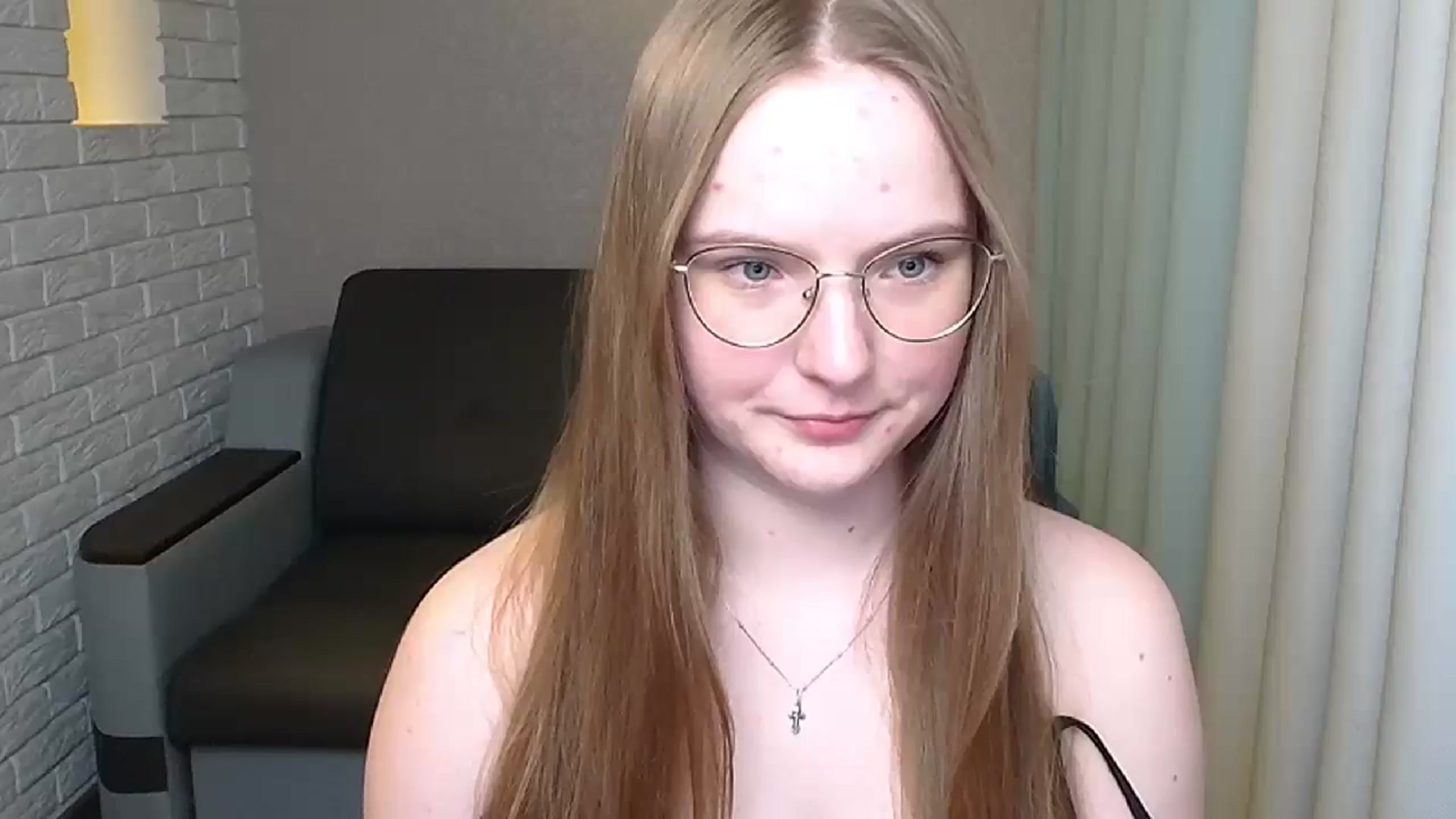 Gallery image thumbnail from Shy_Melany's myfreecams stream on, 06/19/2024, 21:56 image 3 of 20