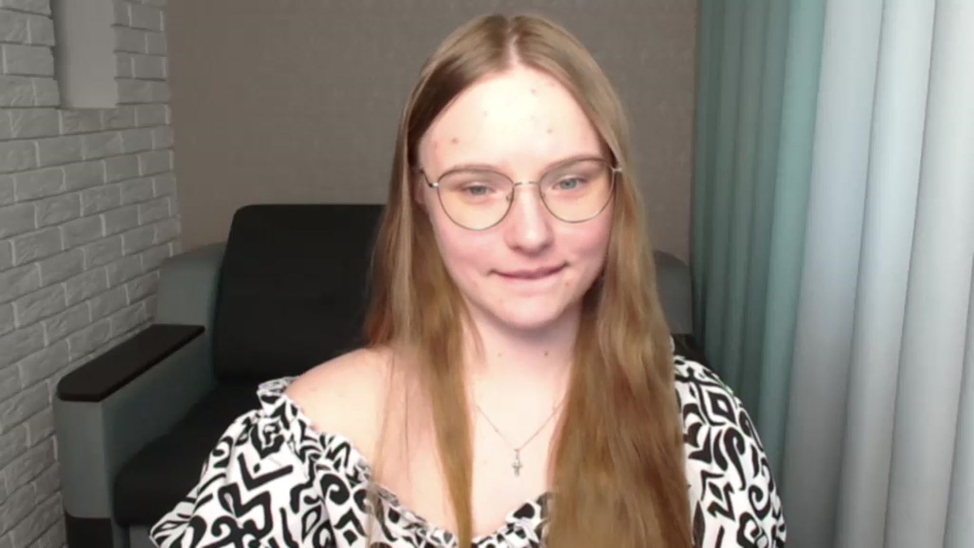 Gallery image thumbnail from Shy_Melany's myfreecams stream on, 06/20/2024, 13:25 image 4 of 20