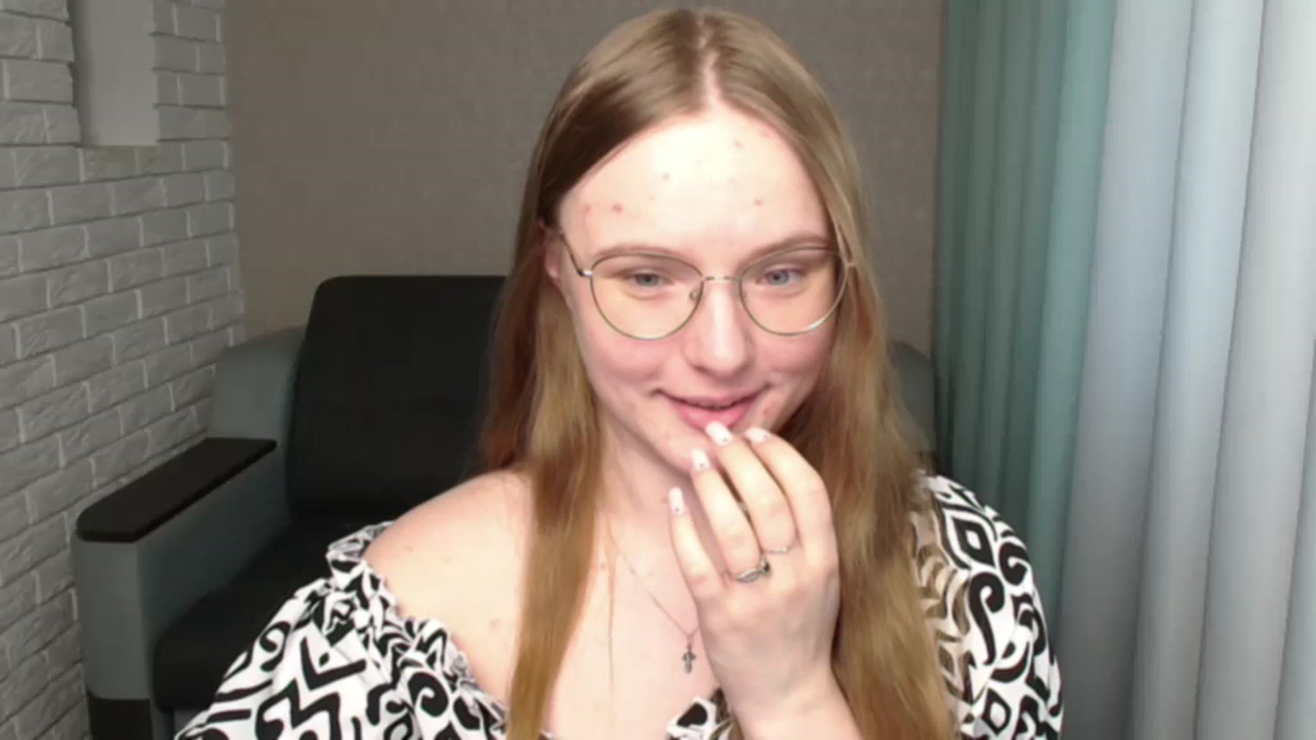 Gallery image thumbnail from Shy_Melany's myfreecams stream on, 06/20/2024, 13:25 image 1 of 20