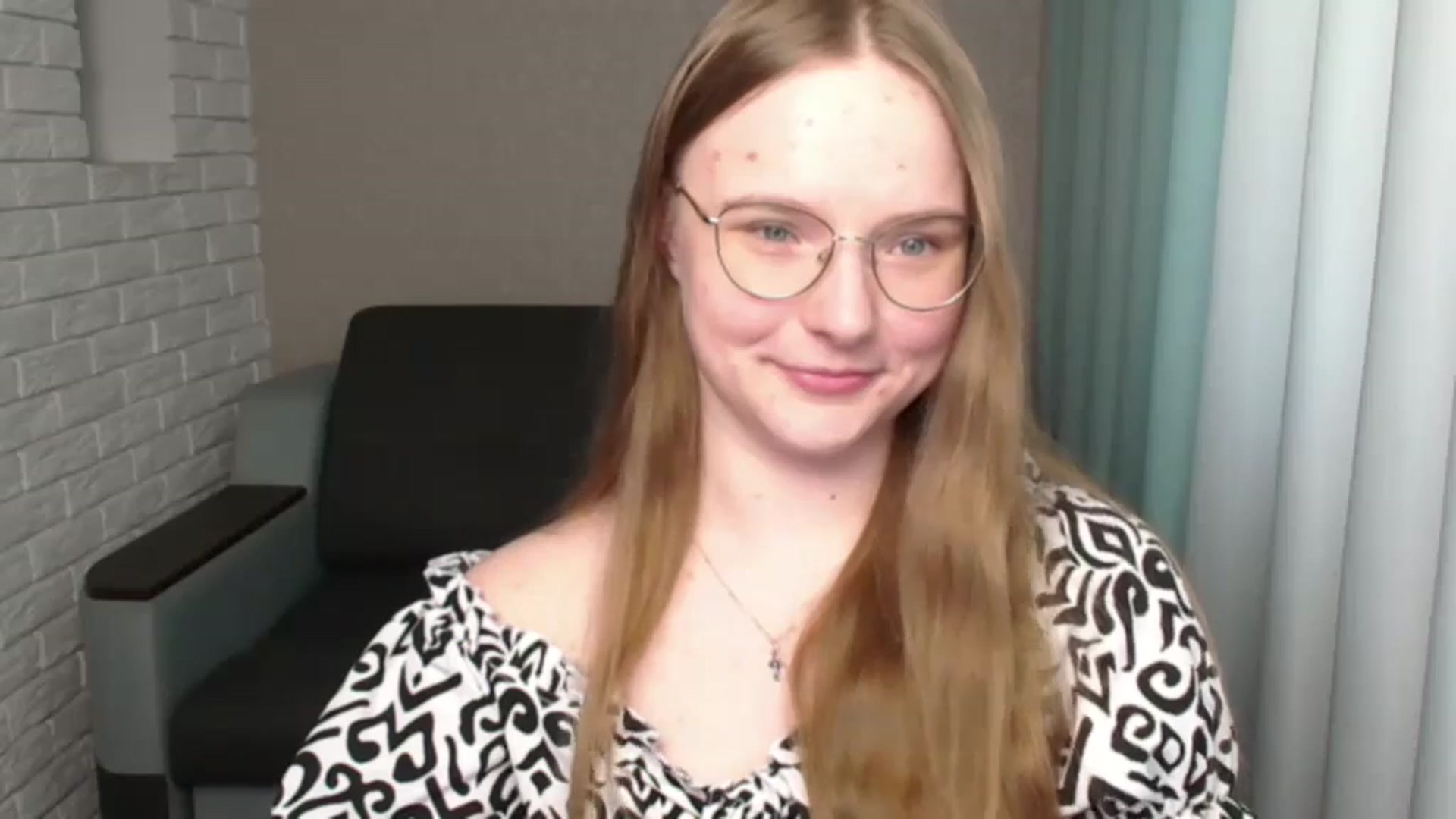 Gallery image thumbnail from Shy_Melany's myfreecams stream on, 06/20/2024, 13:25 image 16 of 20