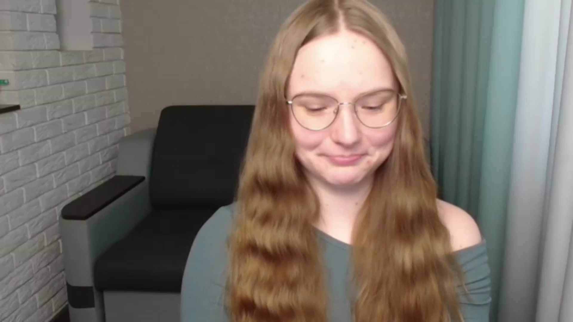 Gallery image thumbnail from Shy_Melany's myfreecams stream on, 06/22/2024, 12:21 image 19 of 20