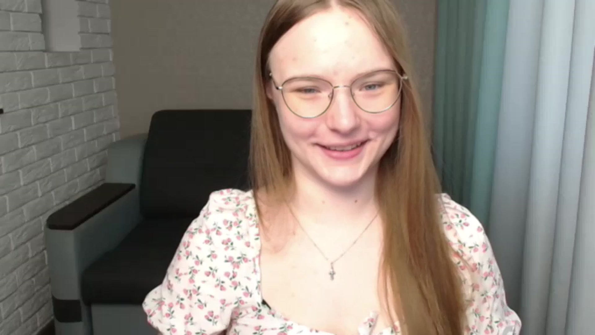 Gallery image thumbnail from Shy_Melany's myfreecams stream on, 06/26/2024, 10:46 image 18 of 20