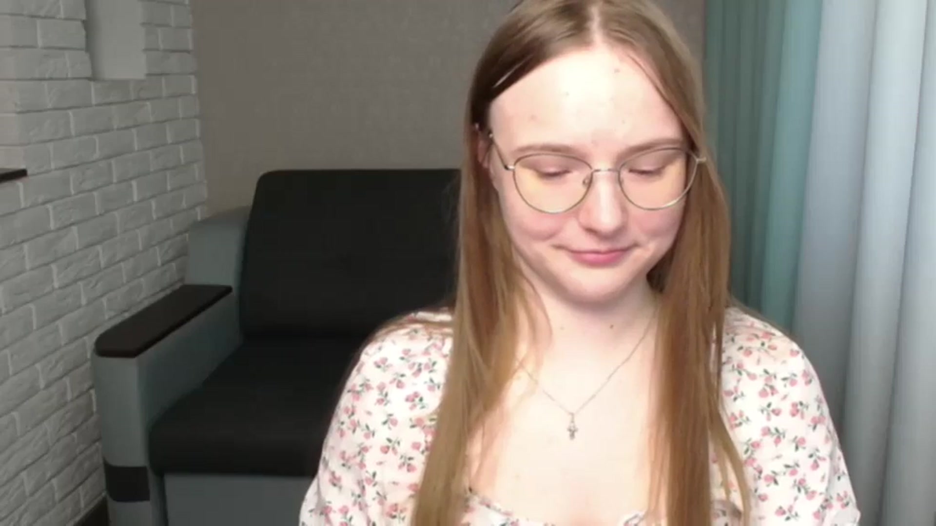 Gallery image thumbnail from Shy_Melany's myfreecams stream on, 06/26/2024, 11:39 image 17 of 20