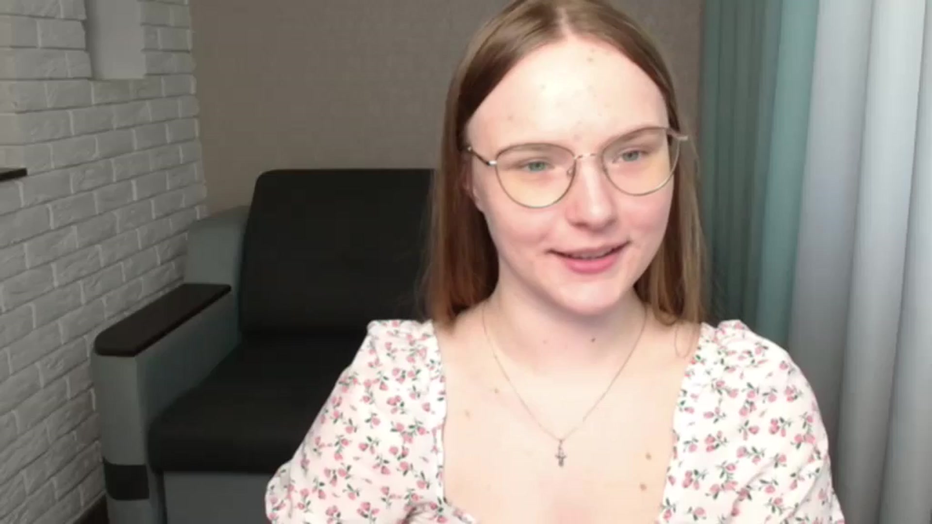 Gallery image thumbnail from Shy_Melany's myfreecams stream on, 06/26/2024, 12:49 image 16 of 20