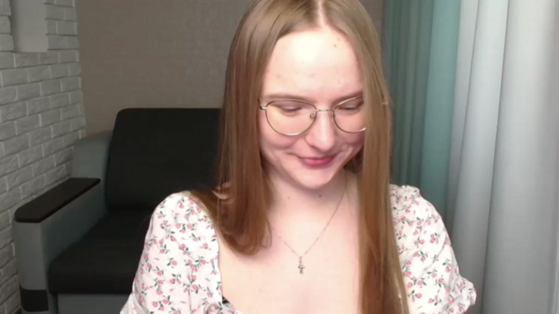 Gallery image thumbnail from Shy_Melany's myfreecams stream on, 06/27/2024, 14:29 image 17 of 20