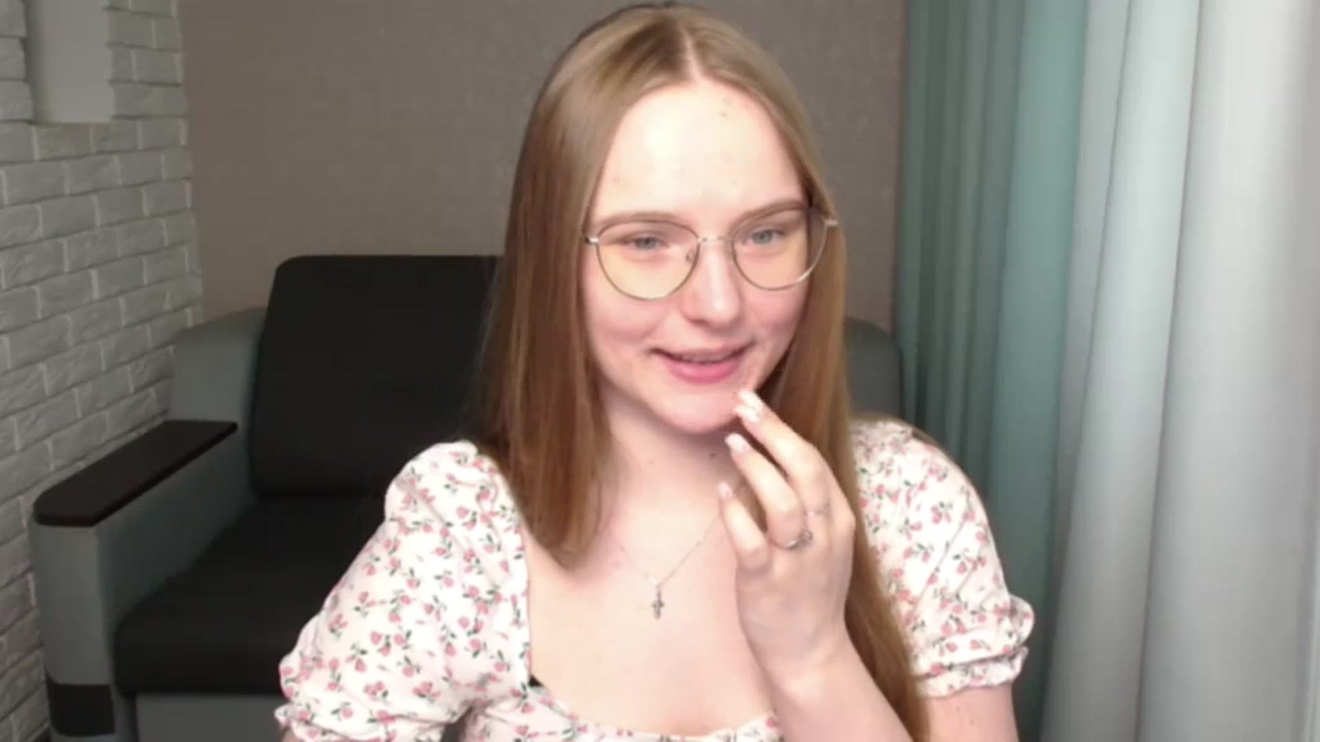Gallery image thumbnail from Shy_Melany's myfreecams stream on, 06/27/2024, 14:29 image 10 of 20