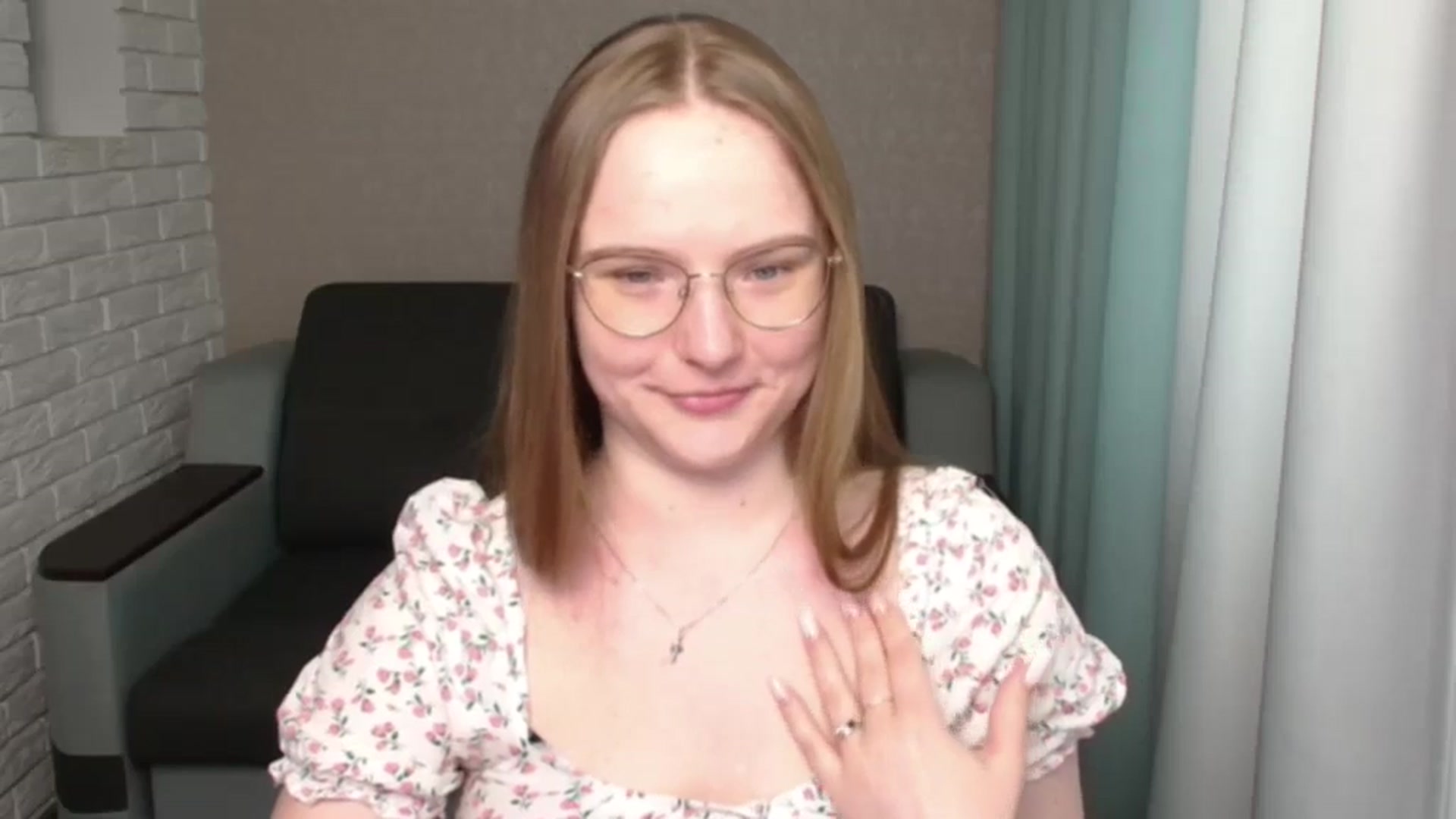 Gallery image thumbnail from Shy_Melany's myfreecams stream on, 06/27/2024, 14:29 image 7 of 20