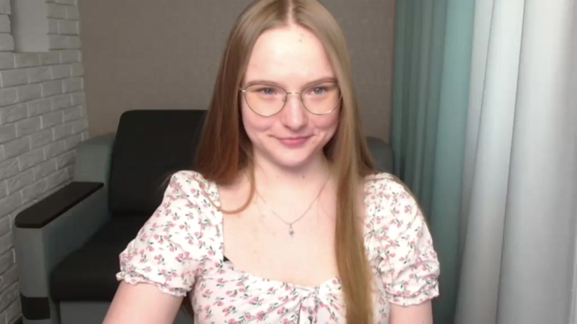 Gallery image thumbnail from Shy_Melany's myfreecams stream on, 06/27/2024, 14:29 image 2 of 20