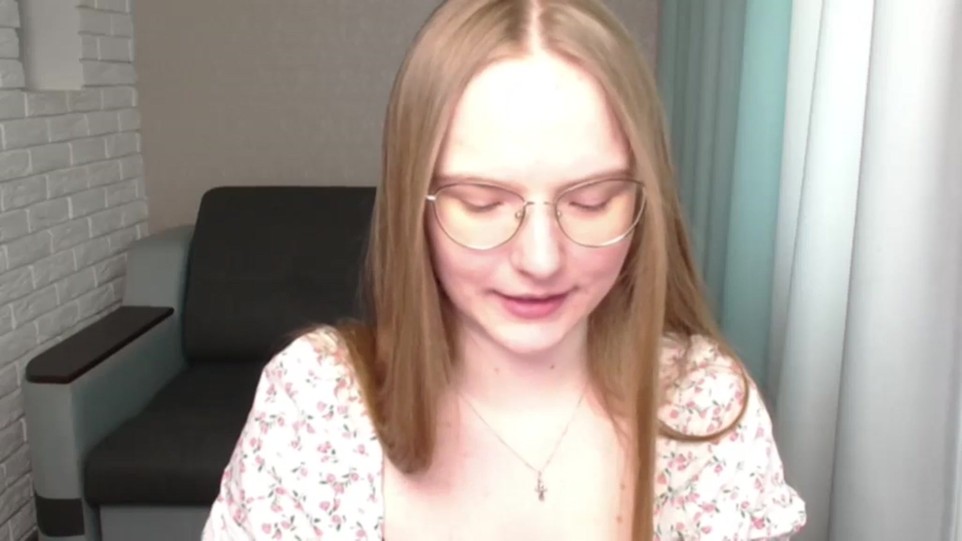 Gallery image thumbnail from Shy_Melany's myfreecams stream on, 06/27/2024, 14:29 image 4 of 20