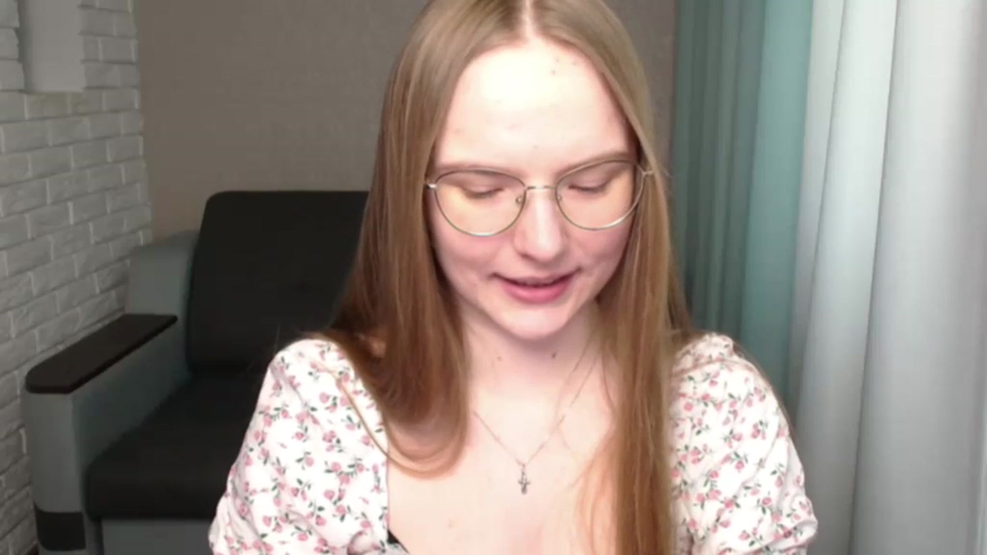 Gallery image thumbnail from Shy_Melany's myfreecams stream on, 06/27/2024, 14:29 image 3 of 20