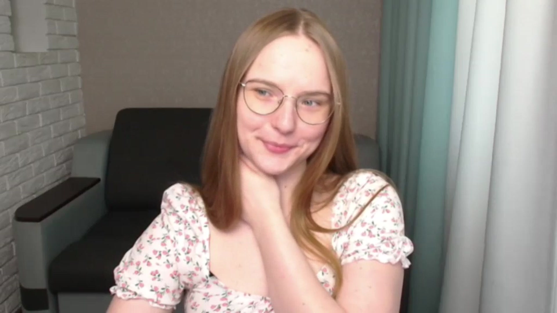 Gallery image thumbnail from Shy_Melany's myfreecams stream on, 06/27/2024, 14:29 image 6 of 20