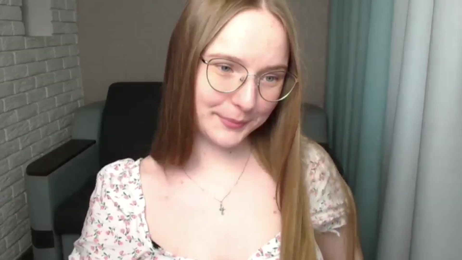 Gallery image thumbnail from Shy_Melany's myfreecams stream on, 06/27/2024, 16:59 image 10 of 20