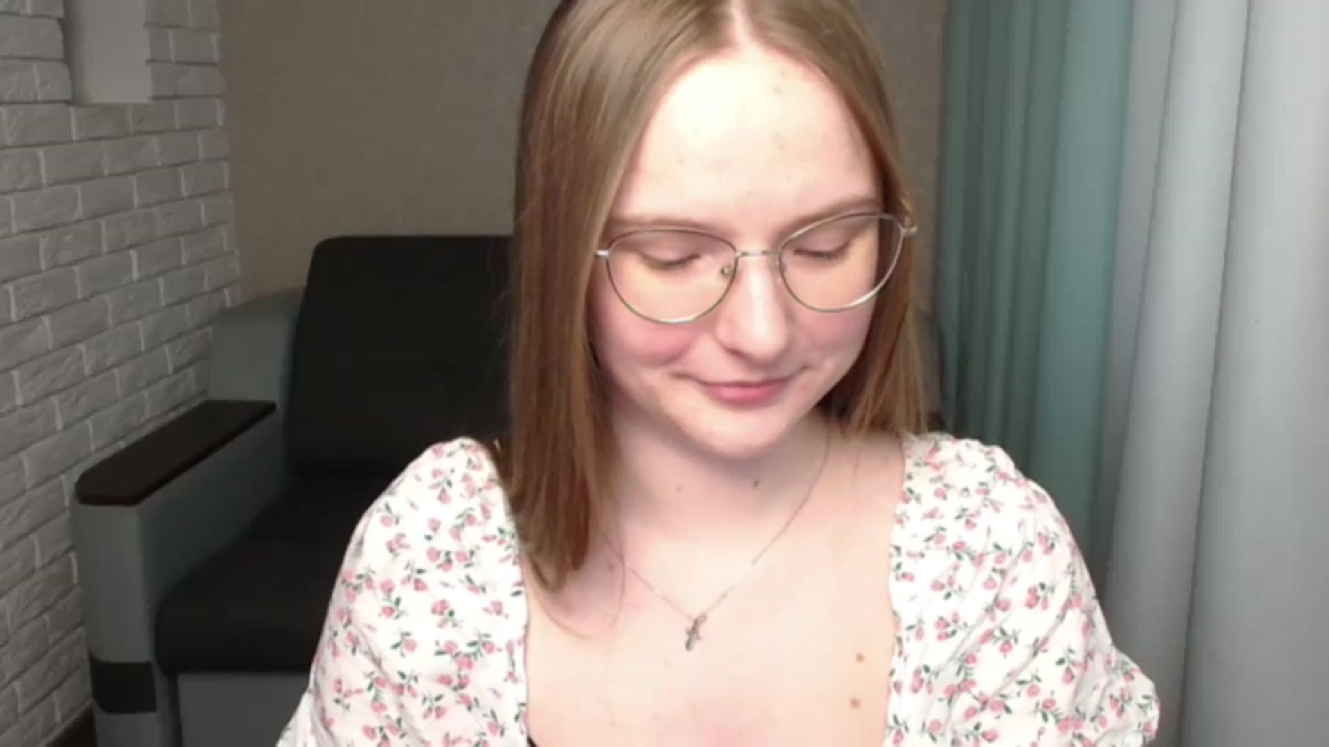 Gallery image thumbnail from Shy_Melany's myfreecams stream on, 06/27/2024, 16:59 image 17 of 20