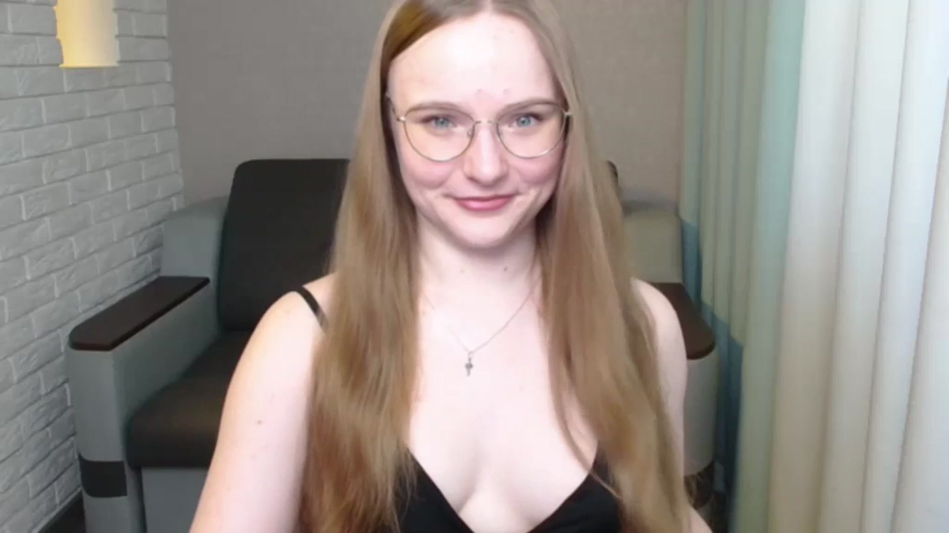 Gallery image thumbnail from Shy_Melany's myfreecams stream on, 06/29/2024, 15:36 image 4 of 20