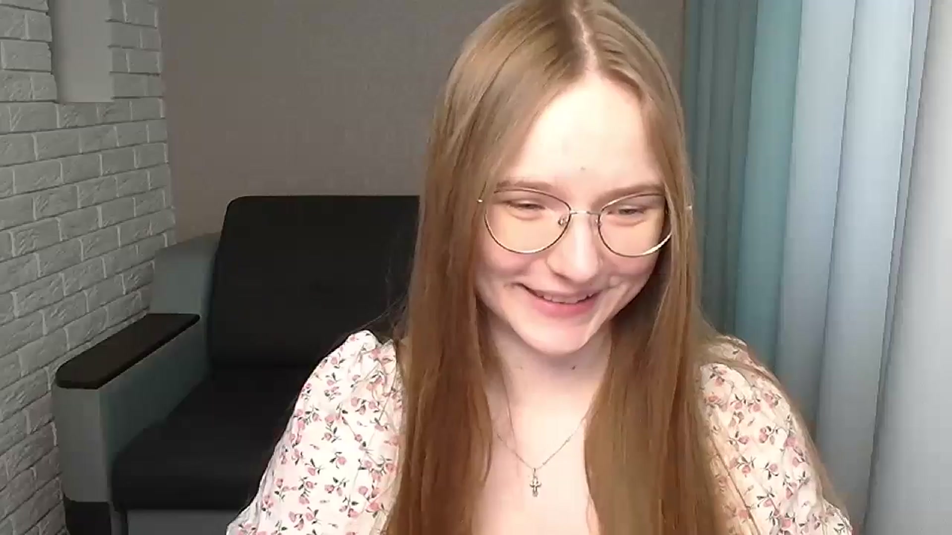 Gallery image thumbnail from Shy_Melany's myfreecams stream on, 06/30/2024, 13:35 image 7 of 20