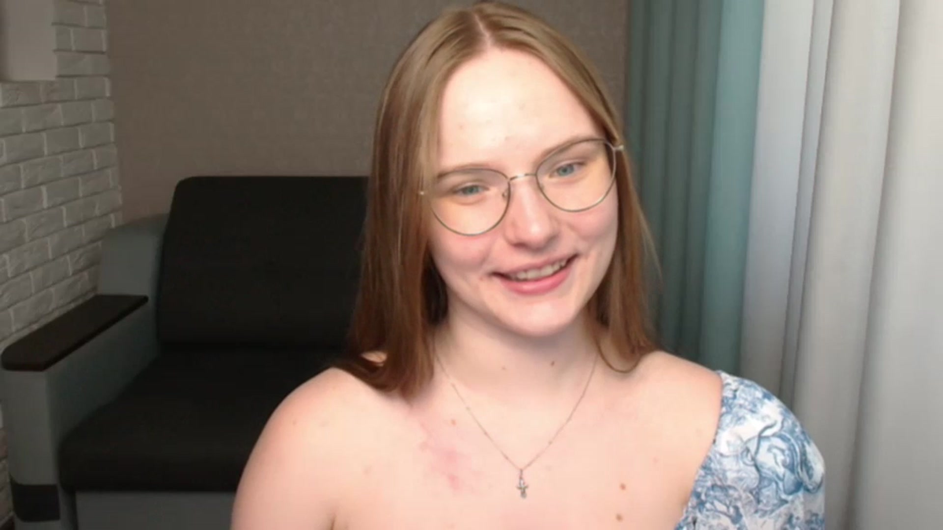 Gallery image thumbnail from Shy_Melany's myfreecams stream on, 07/03/2024, 14:43 image 4 of 20