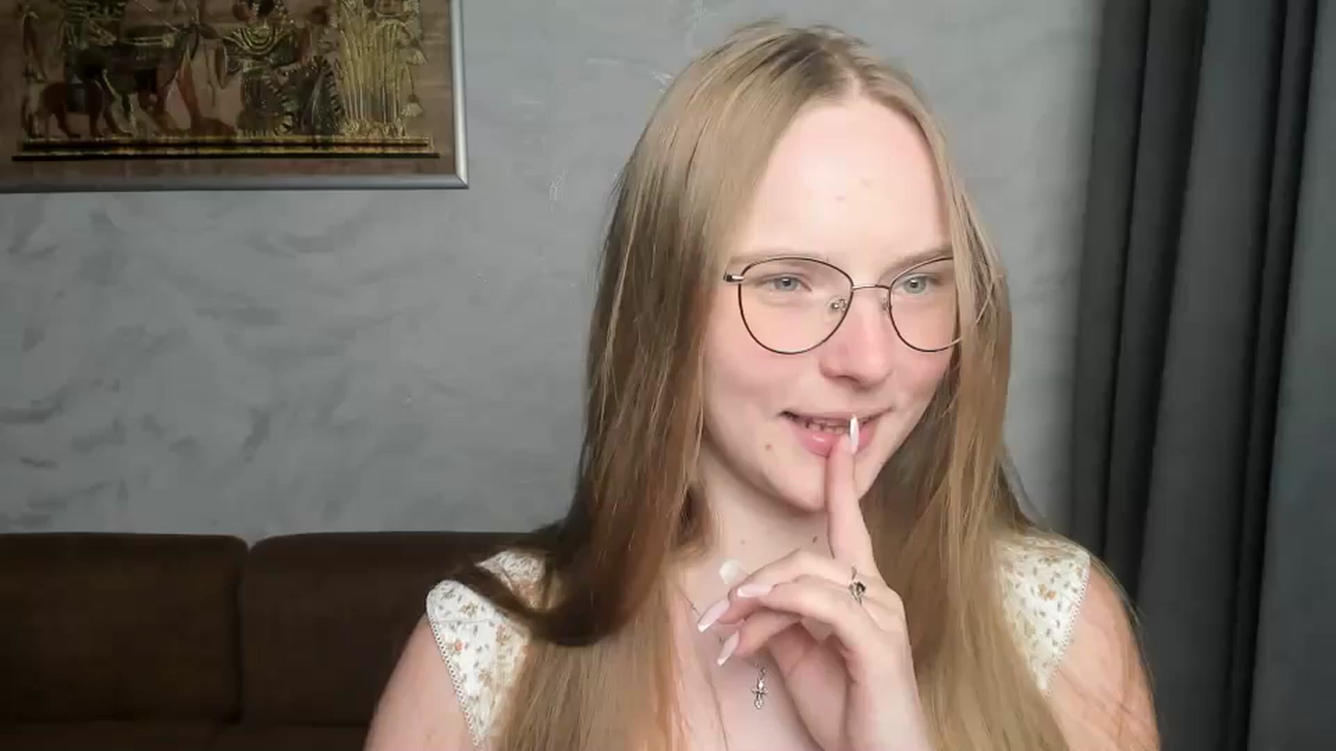 Gallery image thumbnail from Shy_Melany's myfreecams stream on, 07/23/2024, 17:45 image 14 of 20