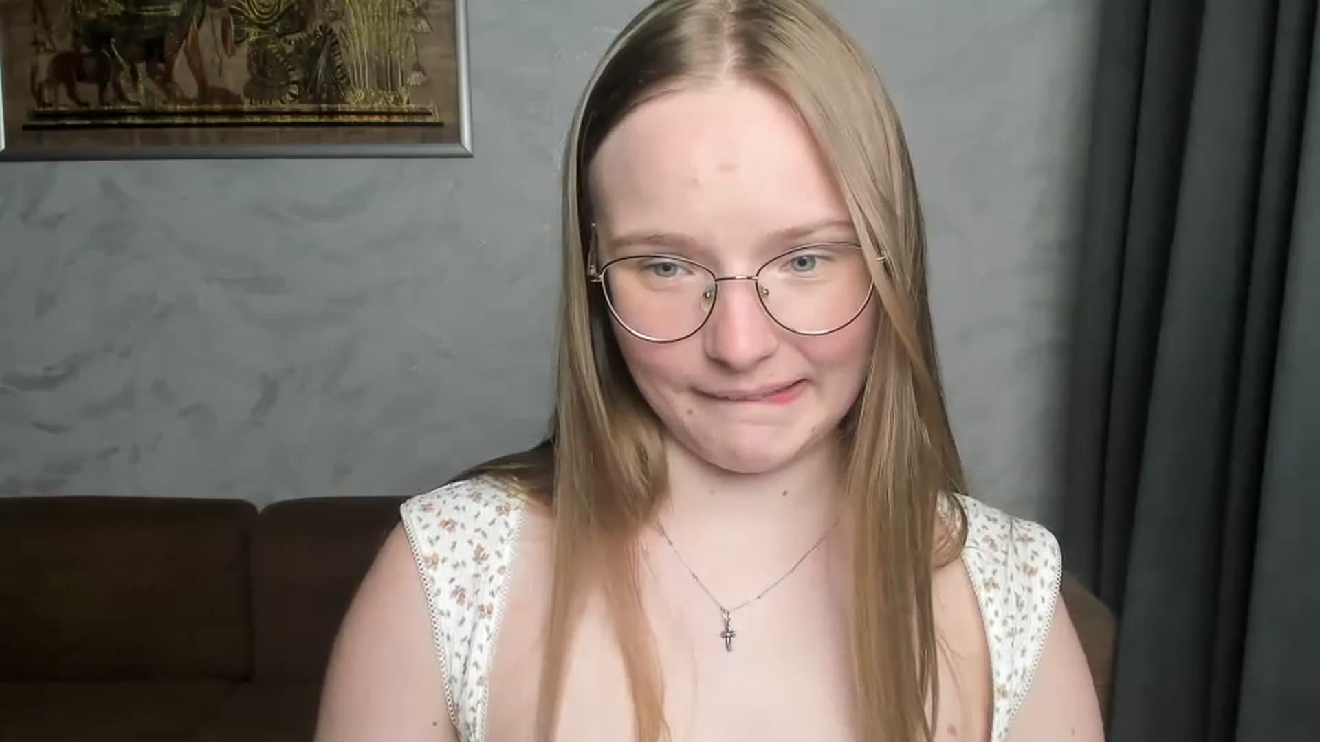 Gallery image thumbnail from Shy_Melany's myfreecams stream on, 07/23/2024, 21:53 image 9 of 20