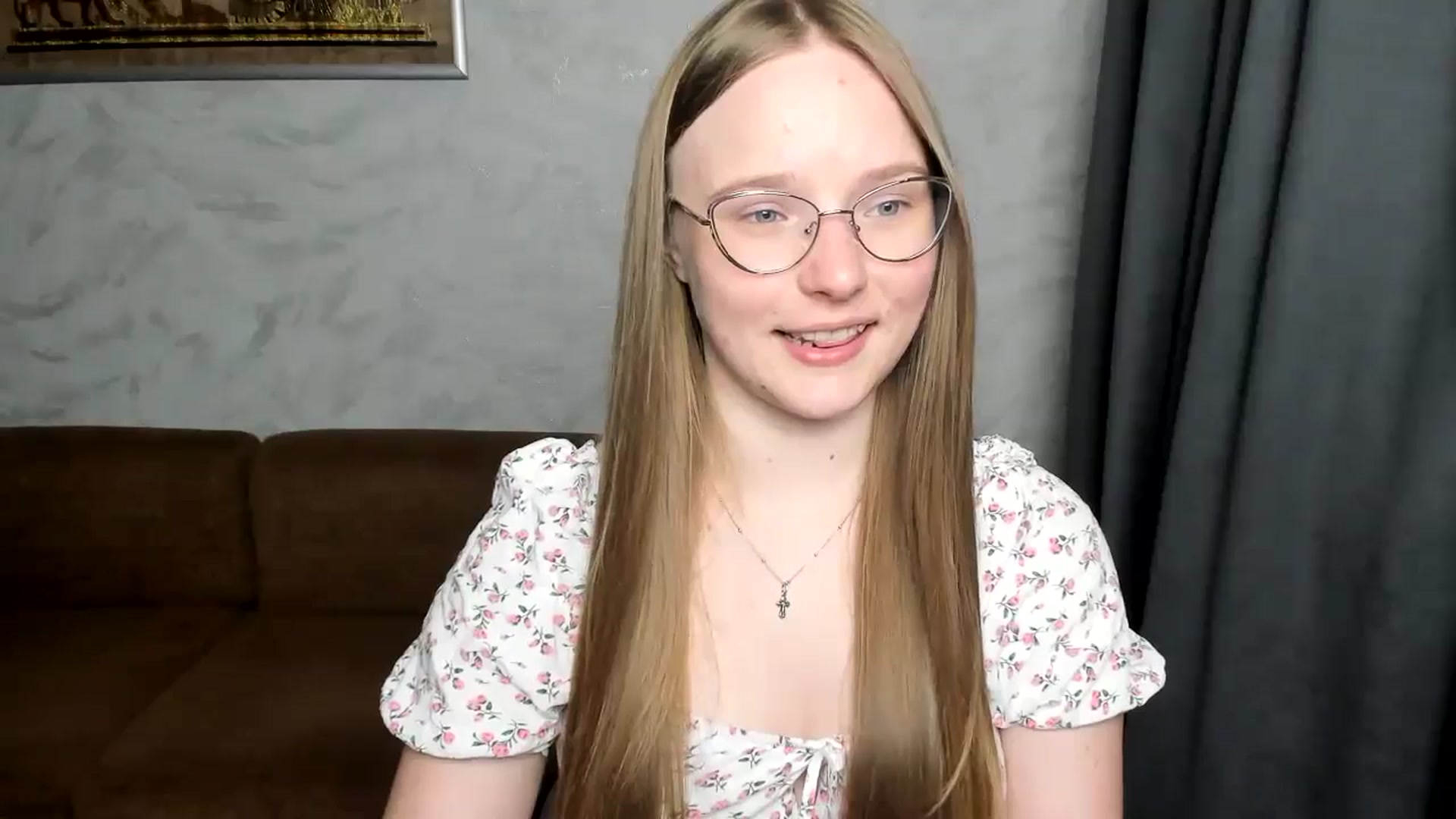 Gallery image thumbnail from Shy_Melany's myfreecams stream on, 08/04/2024, 20:51 image 9 of 20