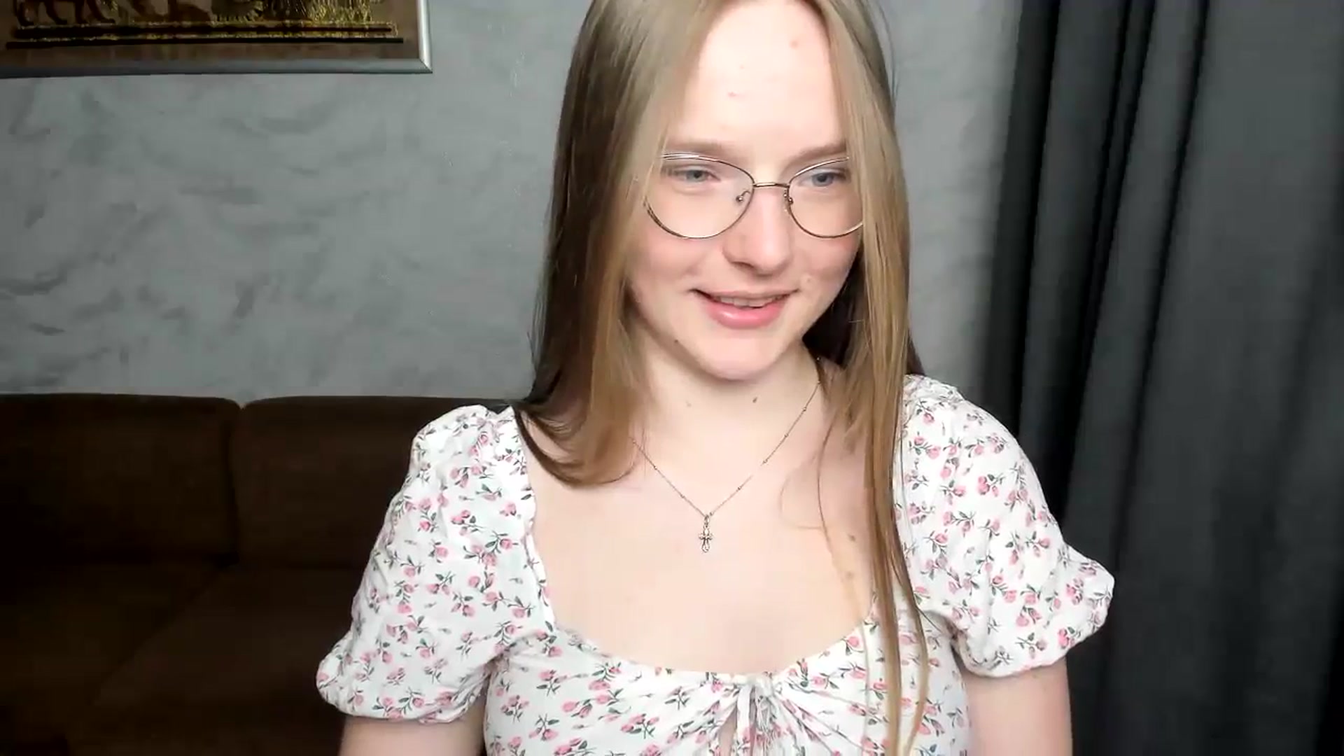 Gallery image thumbnail from Shy_Melany's myfreecams stream on, 08/04/2024, 20:51 image 18 of 20